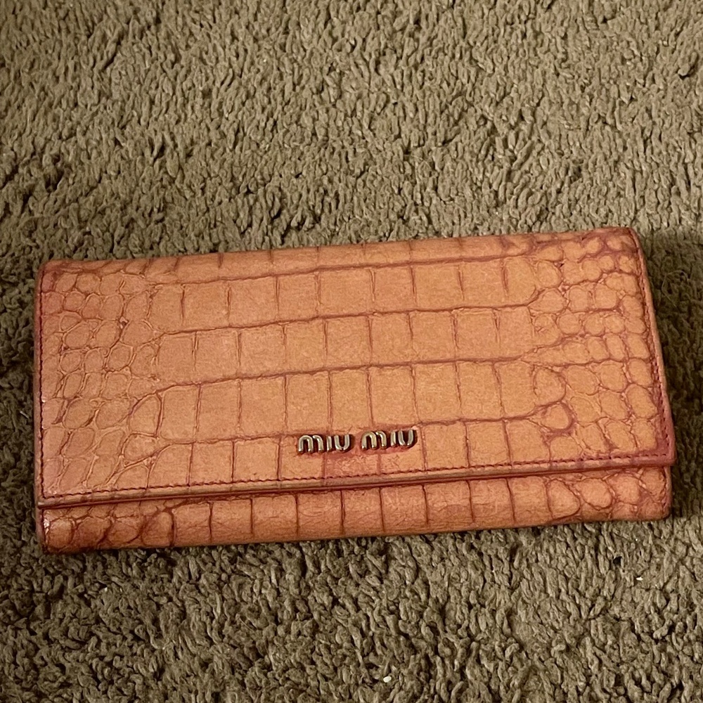 Authentic Miu Miu Light Brown/salmon Pink Crocodile Embossed Leather Long Wallet